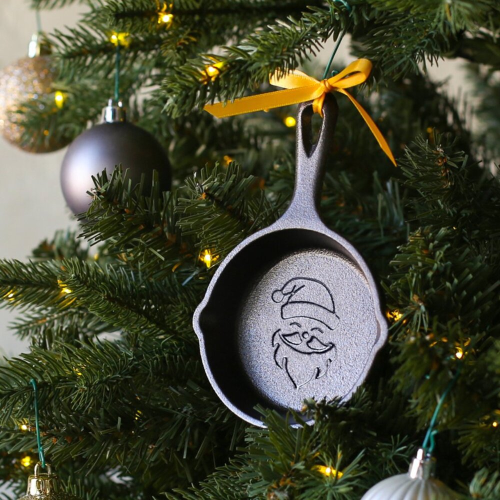 Lodge Cast Iron 2022 Holiday Mini Skillet - LIMITED EDITION